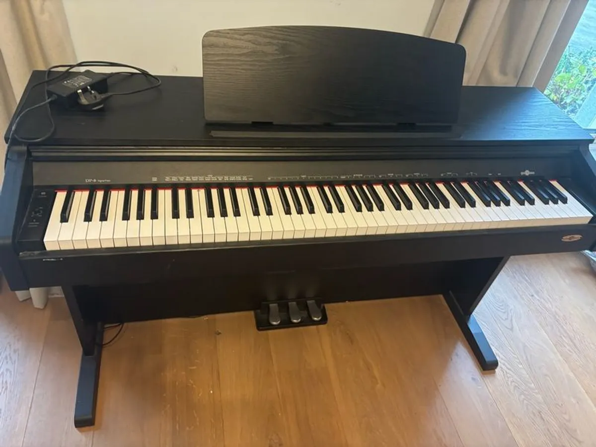 piano - Image 1