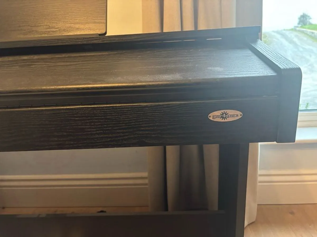piano - Image 4