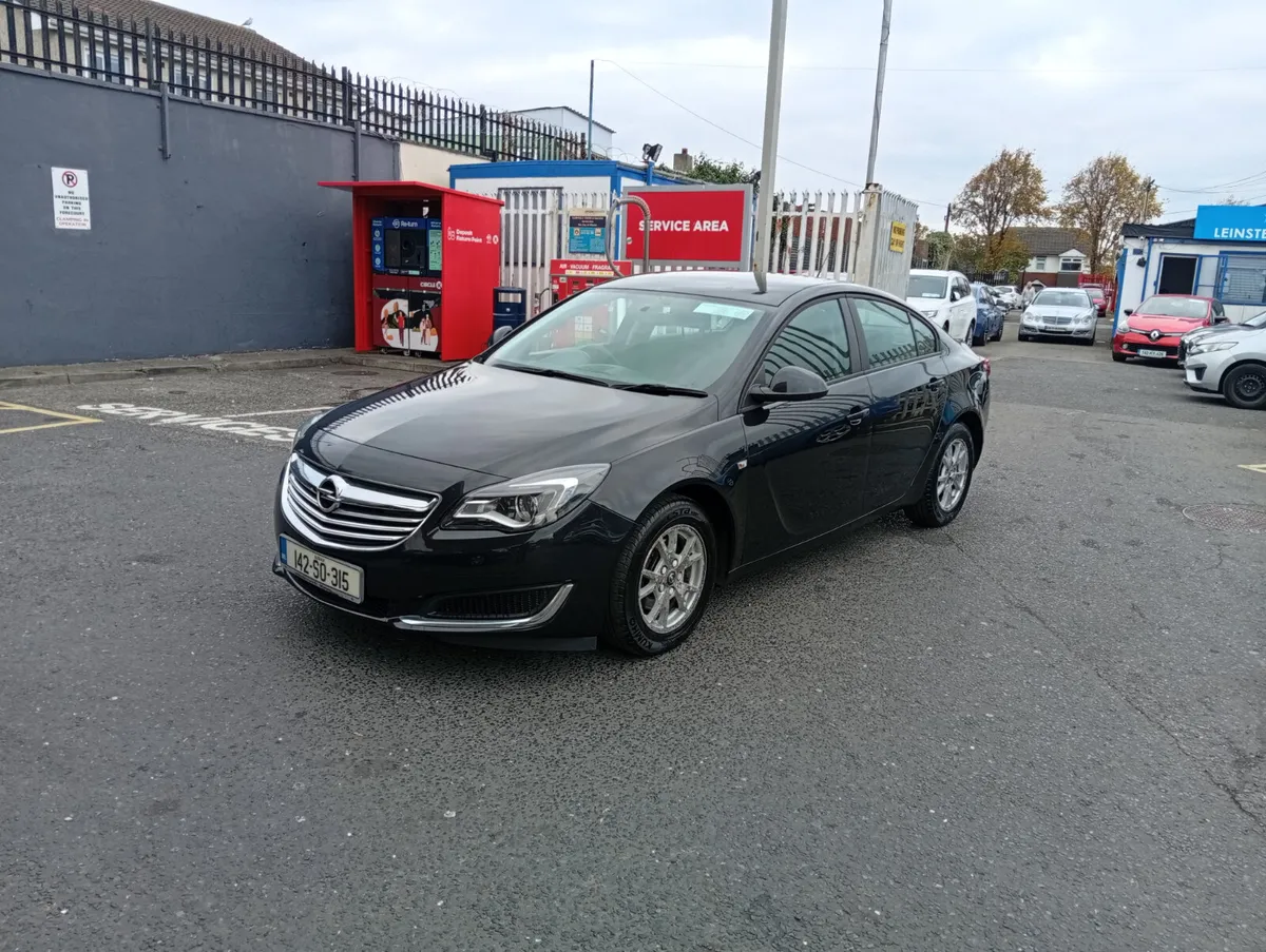 Opel Insignia only 90,000 kms - Image 3