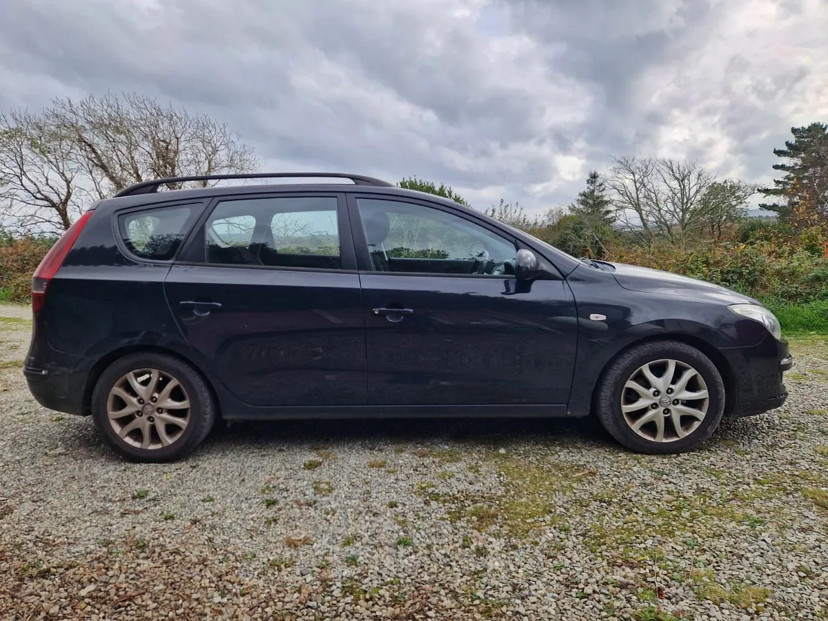 Hyundai i30 2010 - Image 1