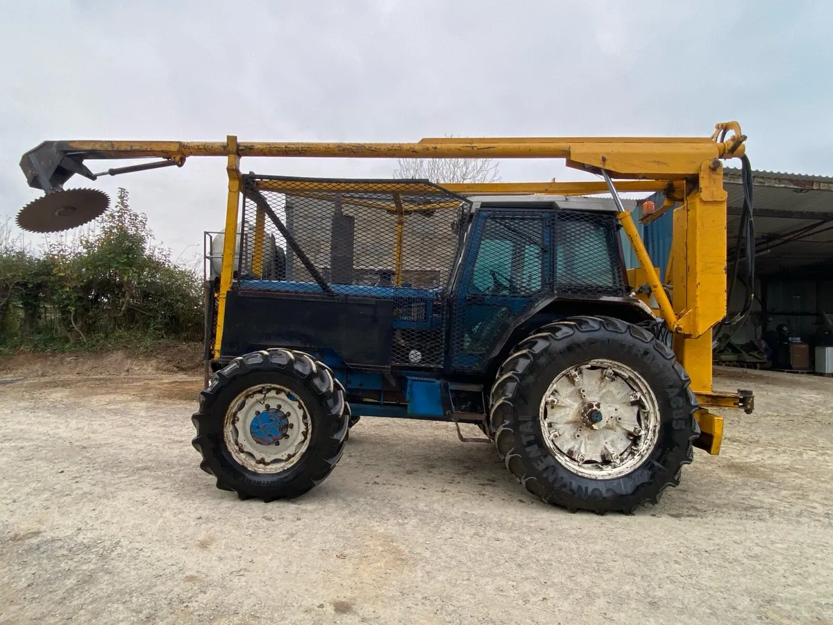 Ford TW-25 - Image 4