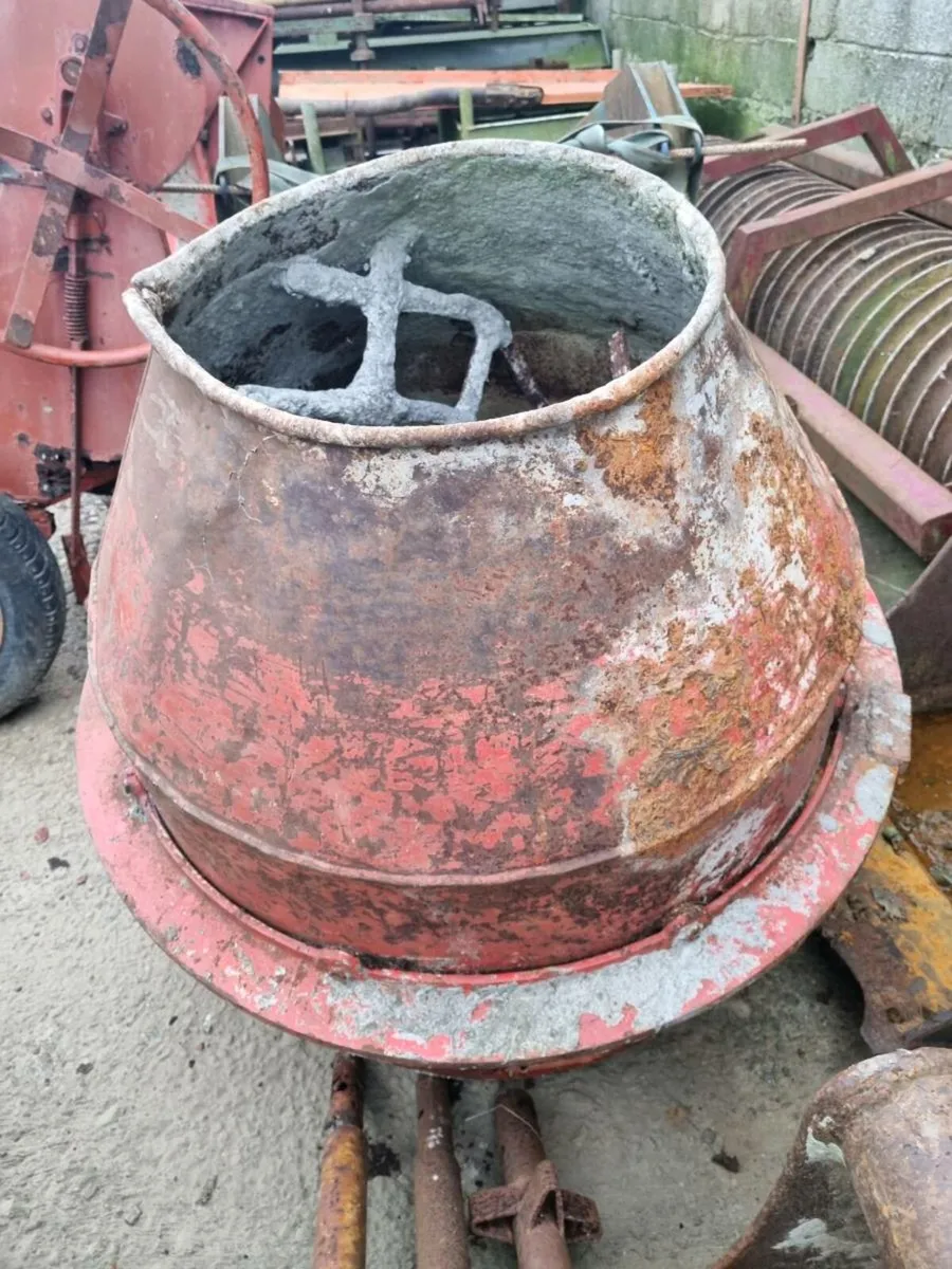 Sila 430L fast tow mixer for parts - Image 1