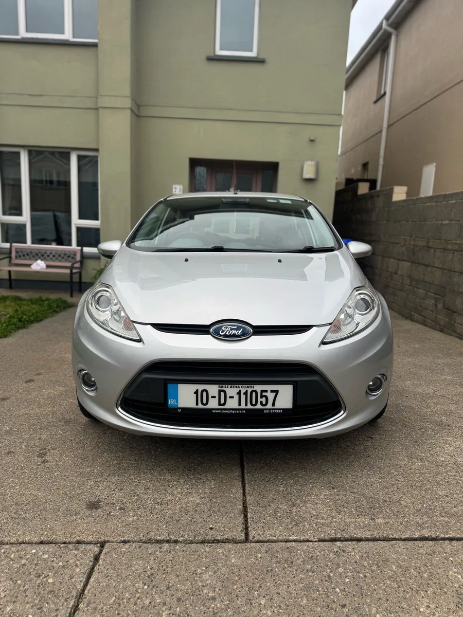 Ford Fiesta Titanium 1.4 Auto - Image 1