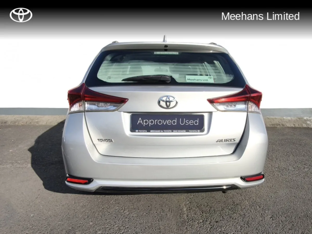 Toyota Auris 1.4 D-4D AURA TS 4DR - Image 4