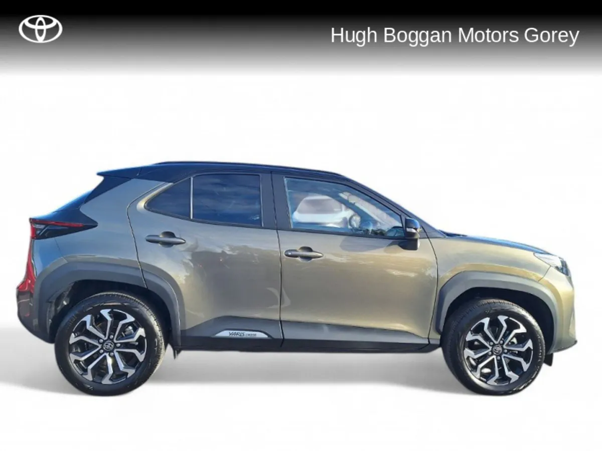 Toyota Yaris Cross YARIS CROSS LUNA SPORT BI - Image 3