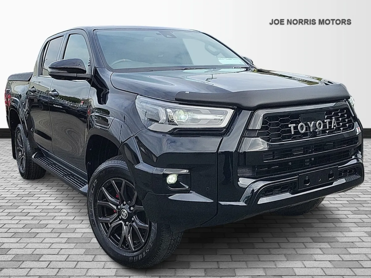 Toyota Hilux 2.4 Z GR SPORT DOUBLE CAB 4WD AUTOMAT - Image 1