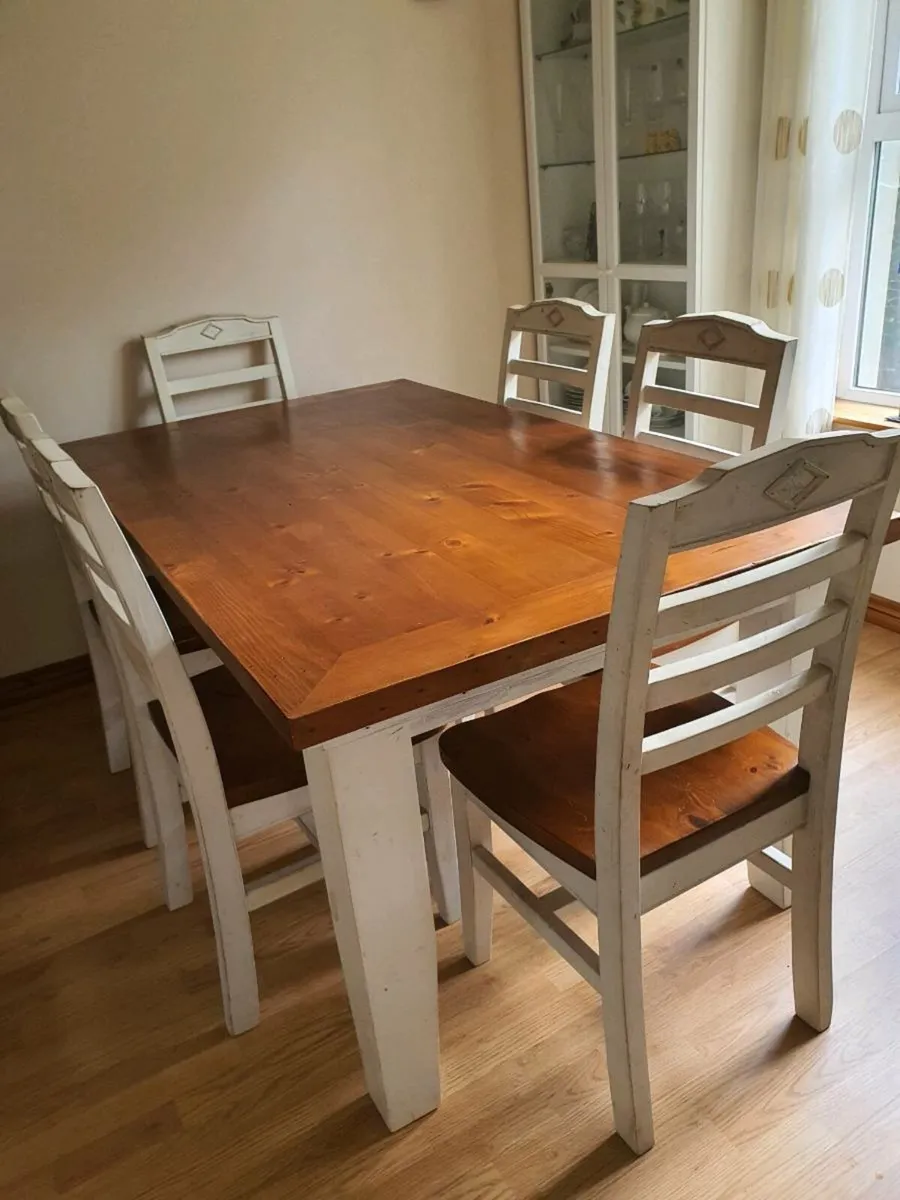 Dining table & chairs - Image 2