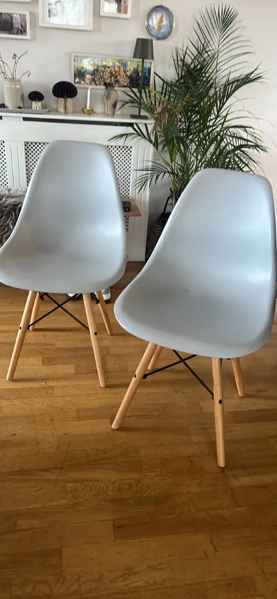 Kitchen chairs - Image 1