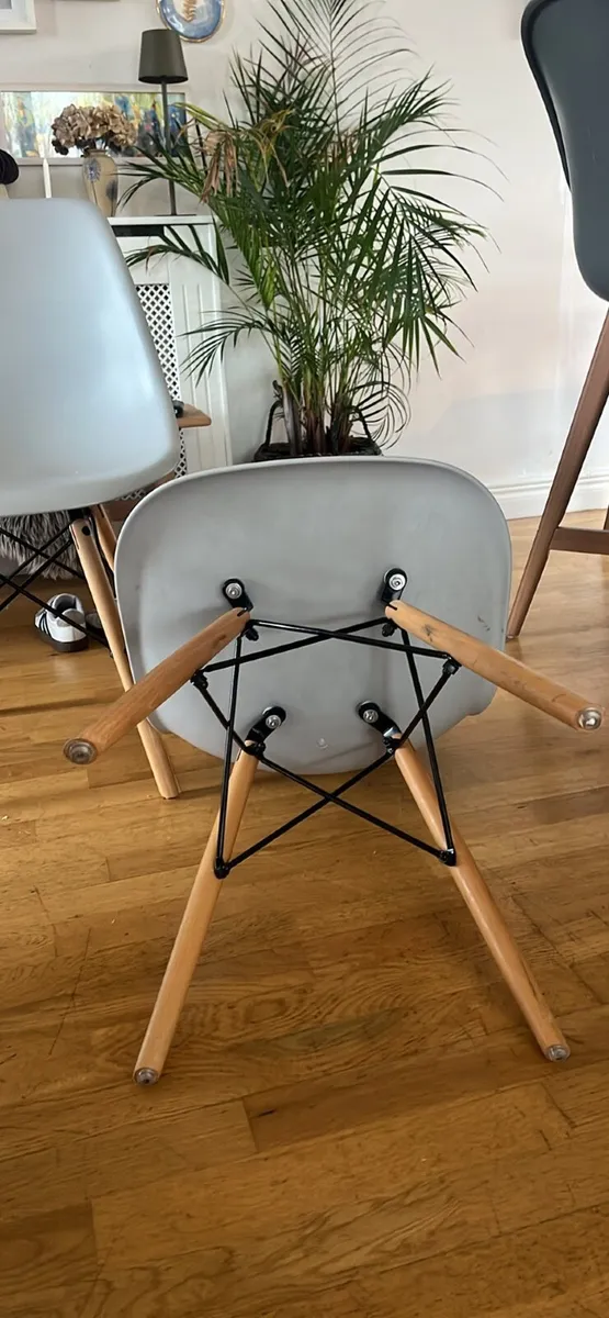Kitchen chairs - Image 4