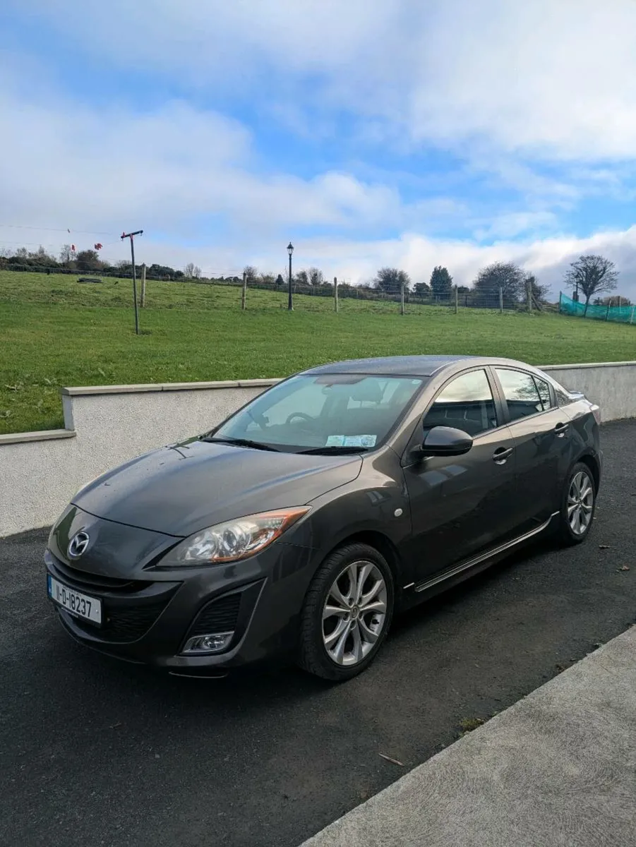 Mazda 3 2011 - Image 1