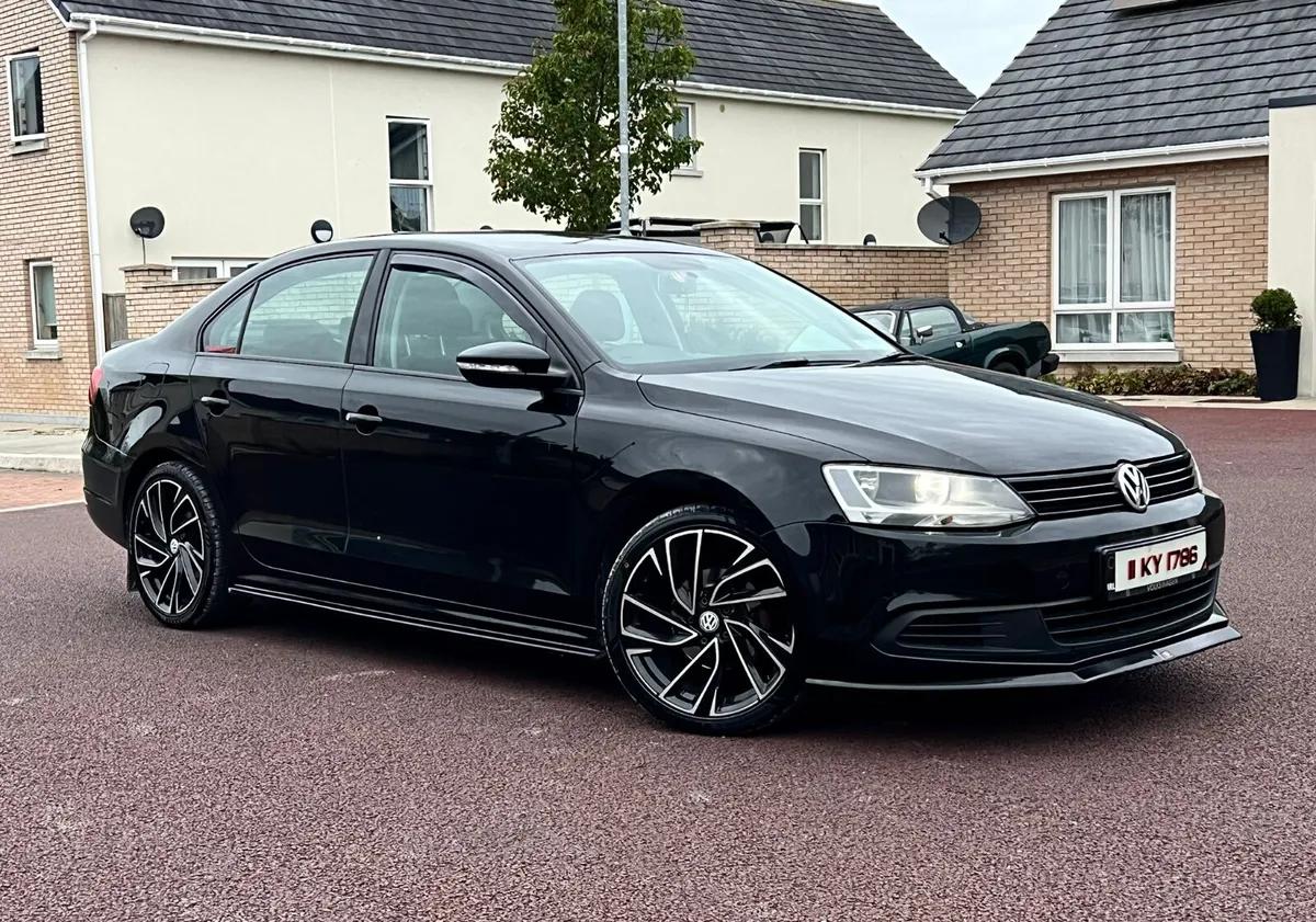 Volkswagen Jetta 2011 1.2TSI new nct 9/26 tax 5/26 - Image 1