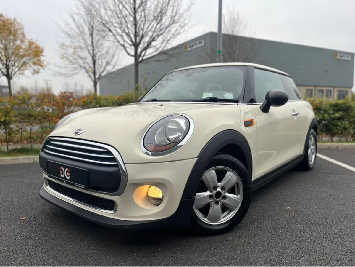 Mini Cooper 1.5 D MANUAL *FULL SERVICE HISTORY * - Image 1
