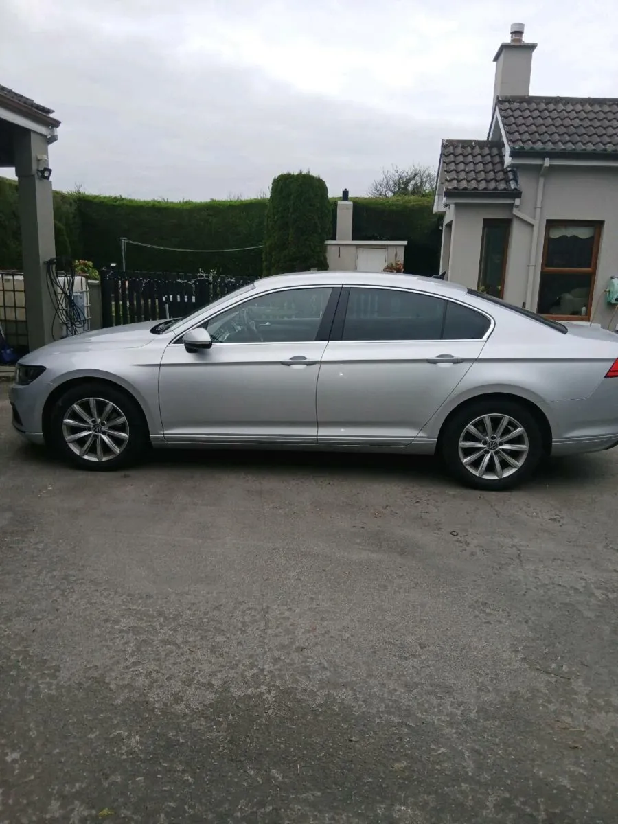 Volswagen passat - Image 2