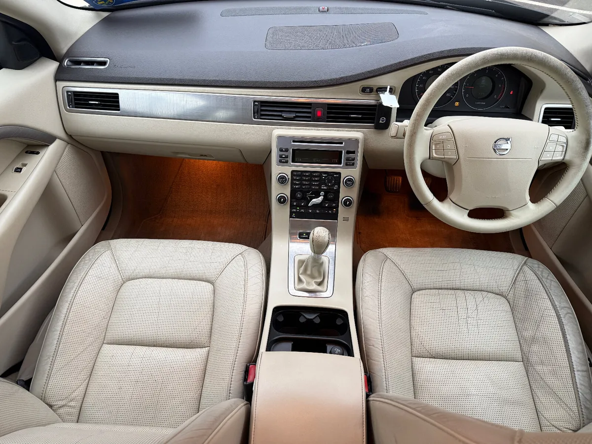 Volvo S80 2.0 LOW MILEAGE TAXED & NCT’d - Image 2