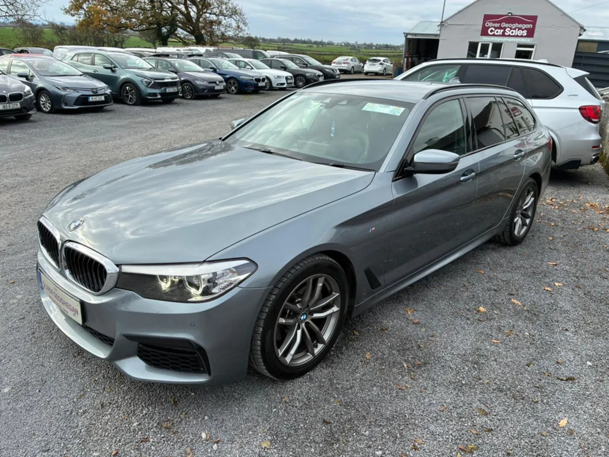 BMW 5-Series 520D M SPORT AUTO G31 - Image 4