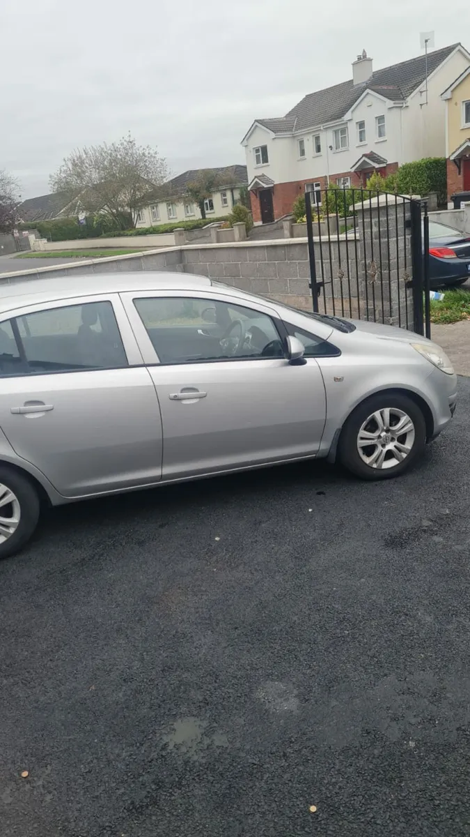 2010 opel corsa nct till 06-26 NEEDS HEAD GASKET - Image 2