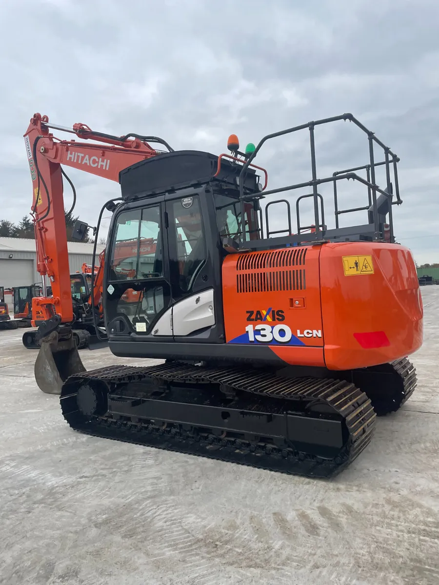 HITACHI ZX130-6 - Image 4