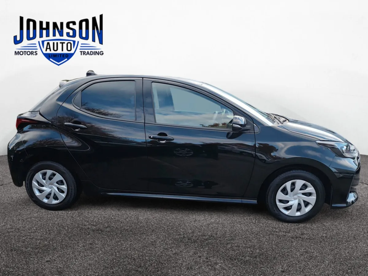 Toyota Yaris 1.5 Petrol Auto - Image 4