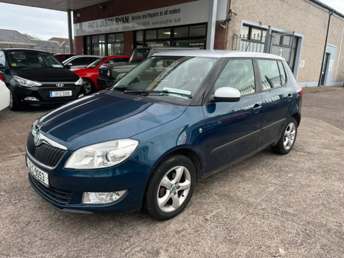 Skoda Fabia Ambition 1.2tsi 86HP 4DR - Image 1