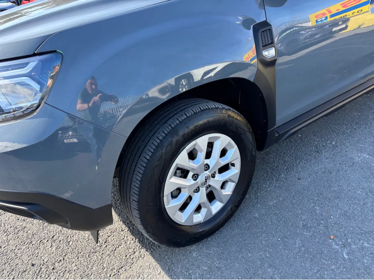 Dacia Duster EXPRESSION BLUE DCI 115 - Image 4