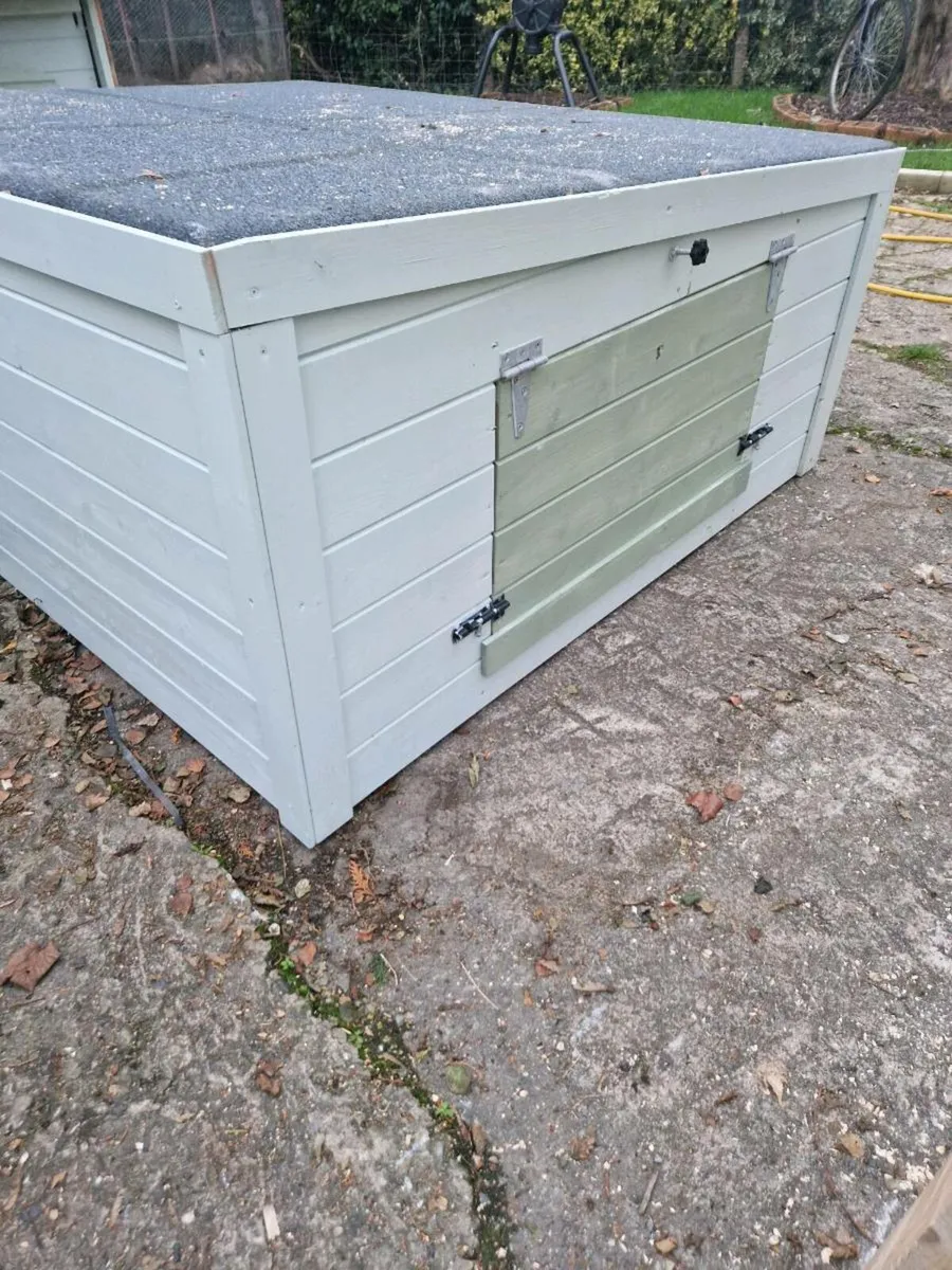 Large Pethouse - Image 2