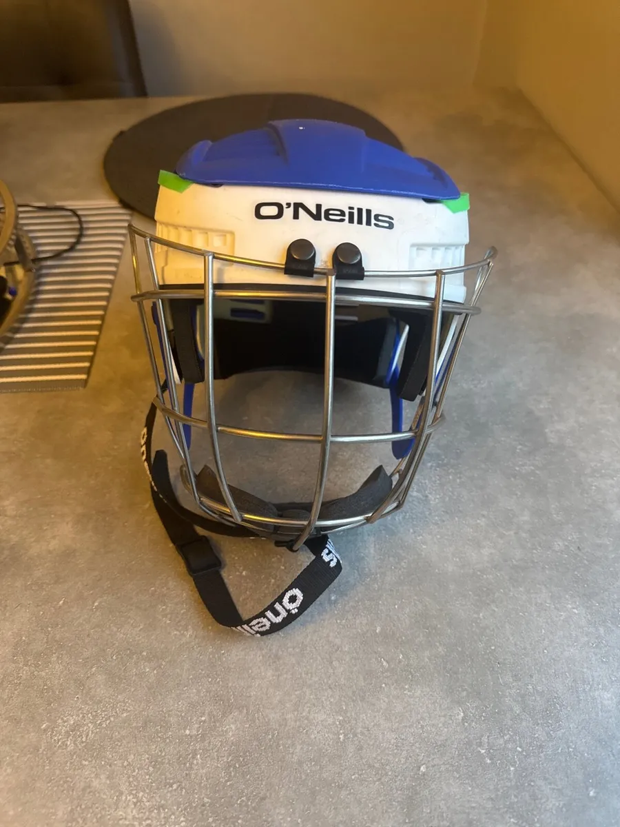 Hurling Helmet - Image 3