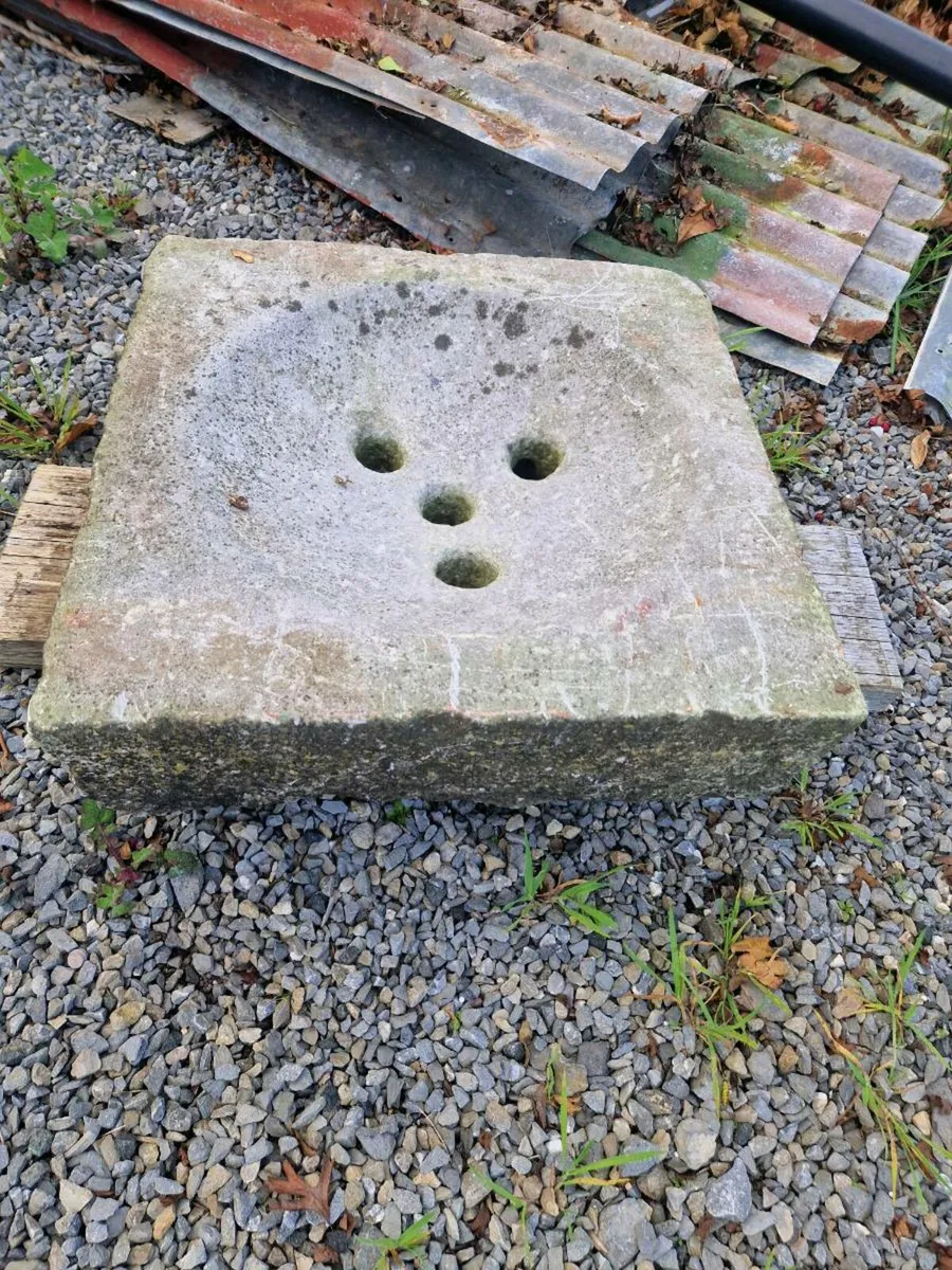 Reclaimed Victorian stone gully. - Image 2
