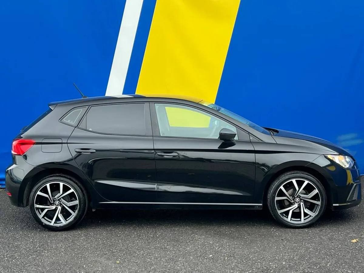 SEAT Ibiza 1.0 MPI // NEW 17" DIAMOND CUT ALLOYS / - Image 2