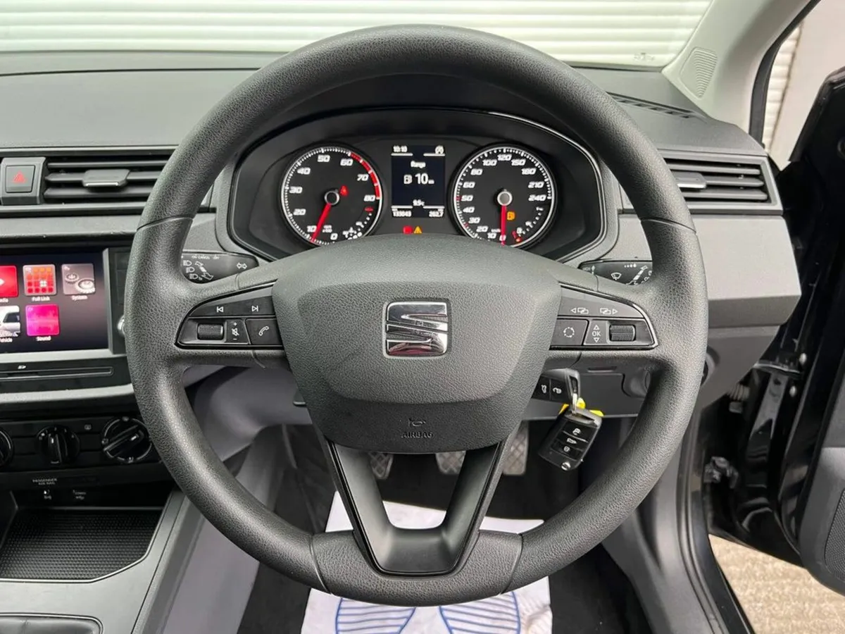 SEAT Ibiza 1.0 MPI // NEW 17" DIAMOND CUT ALLOYS / - Image 4