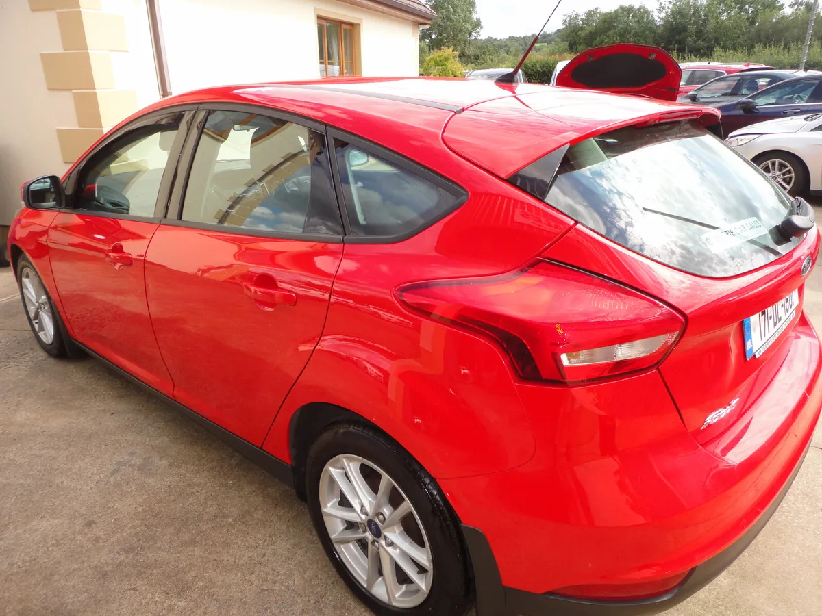 2017 Ford Focus - Image 4