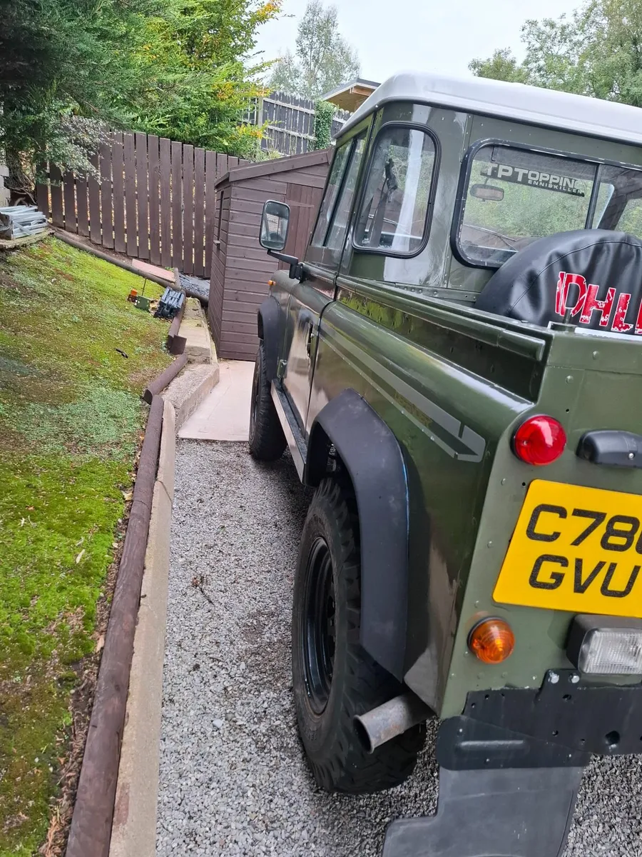 Landrover defender - Image 2
