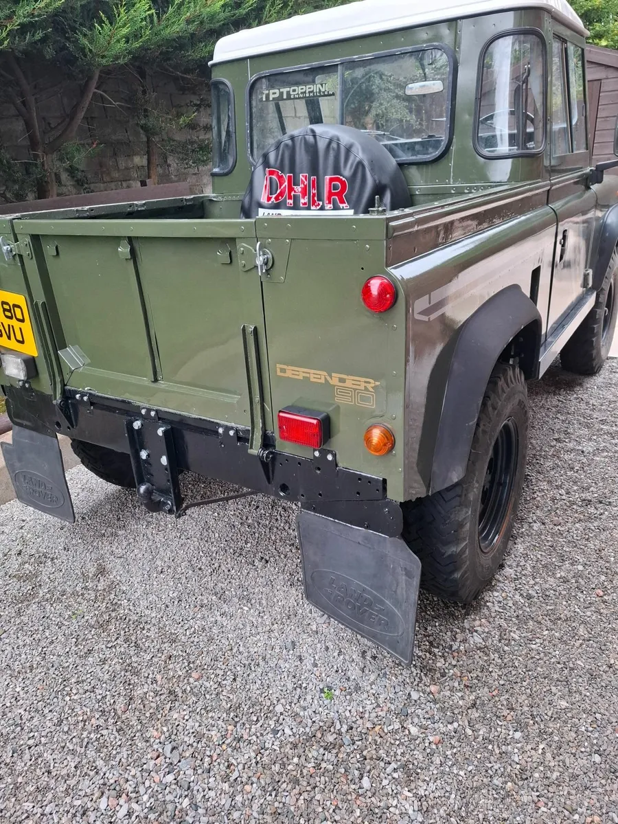 Landrover defender - Image 3