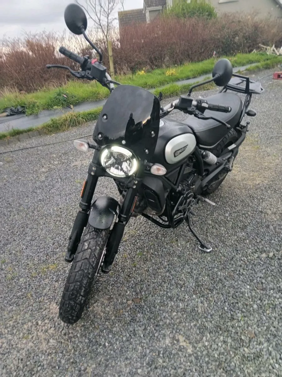 Scrambler Icon Dark 800 2020 - Image 1