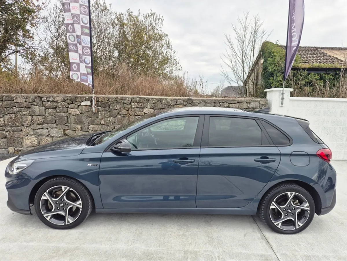 Hyundai i30 i30 N-line 5DR Petrol - Image 3