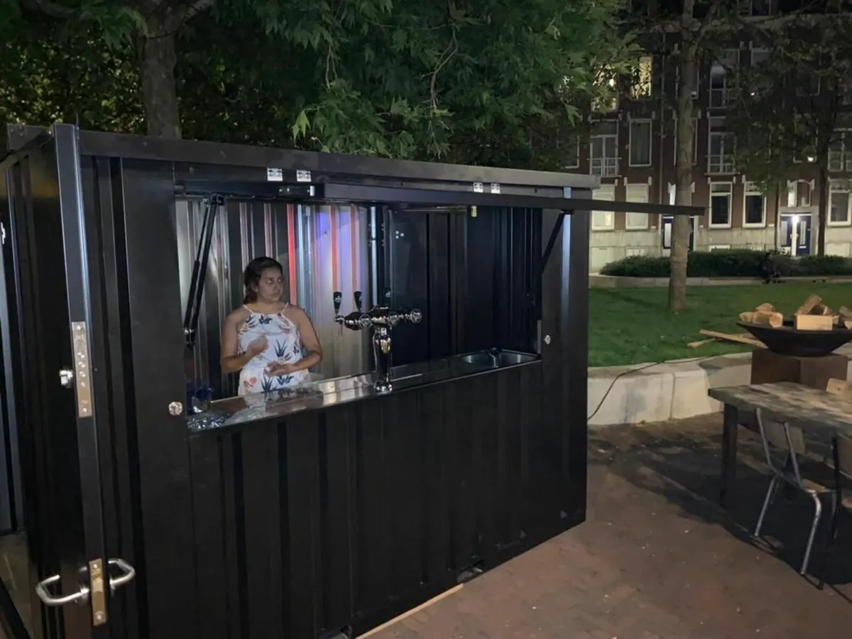 Garden Bar Container – Perfect for Outdoor Fun - Image 1