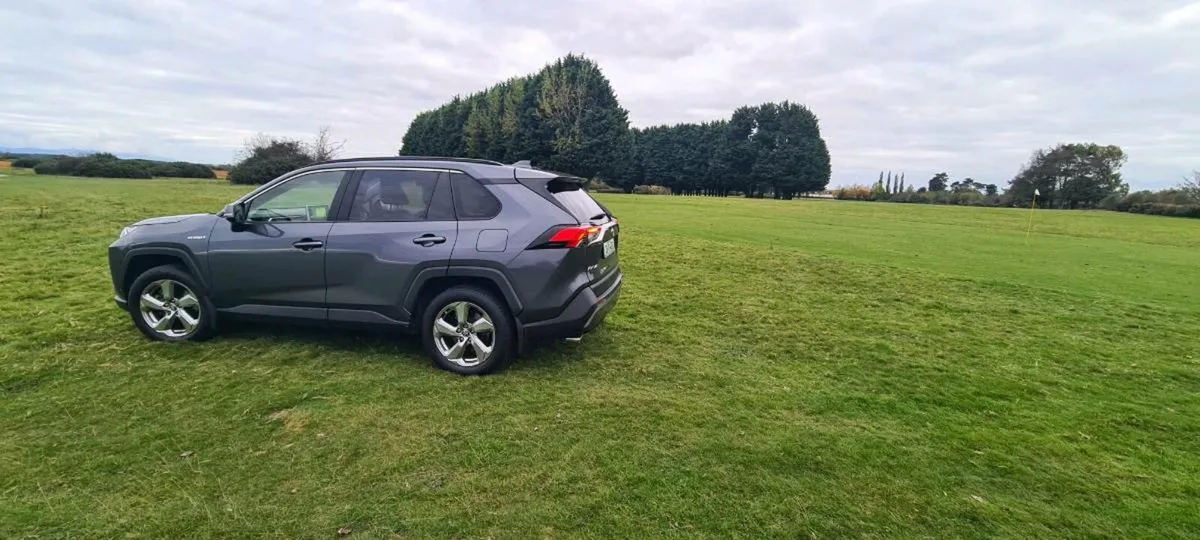 Toyota rav4 hybrid - Image 3