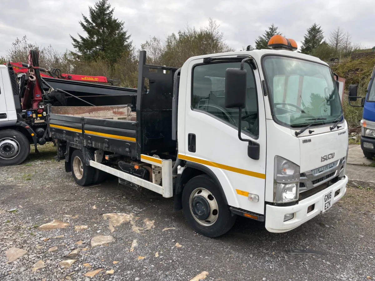 Isuzu Forward 2016 - Image 1