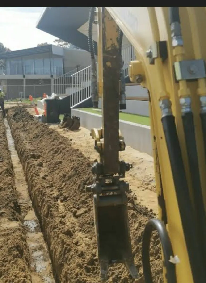 Digger hire with driver micro digger hire - Image 3