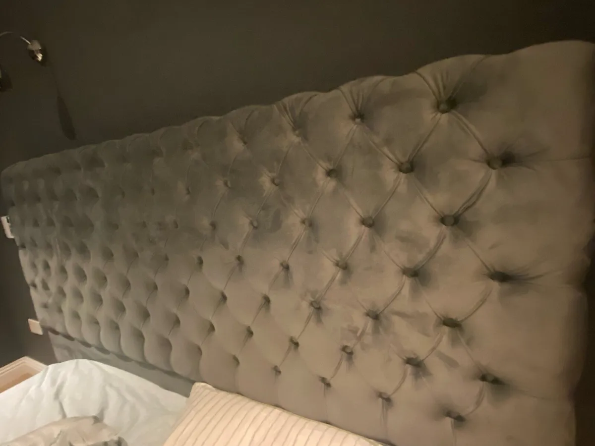 King size bed + mattress - Image 2