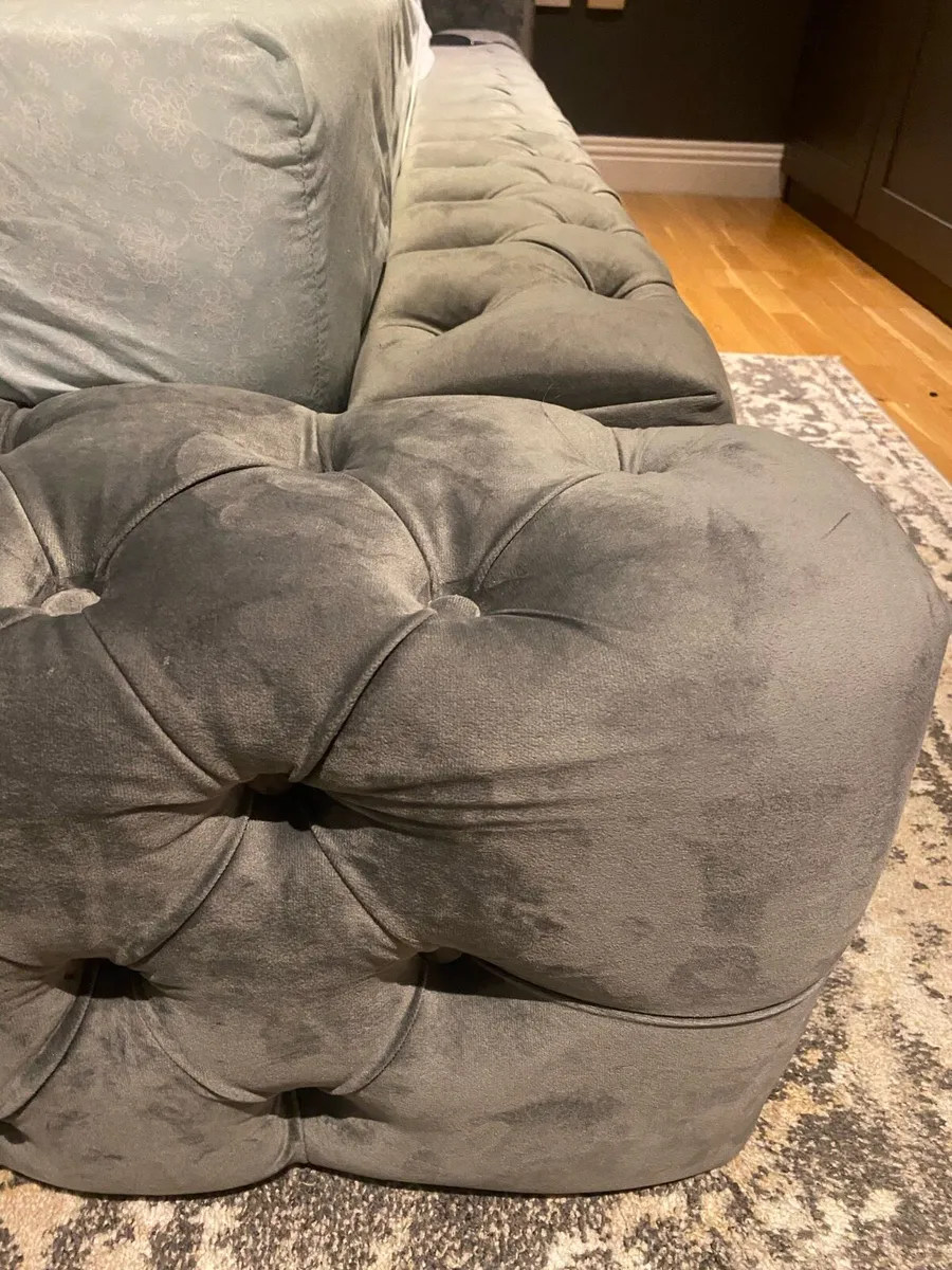 King size bed + mattress - Image 3