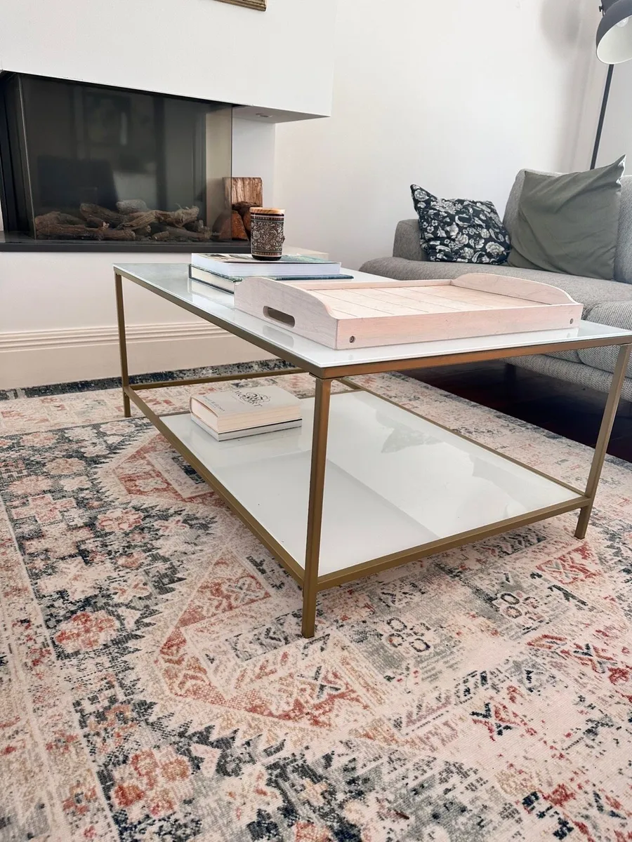 Coffee table - Image 1