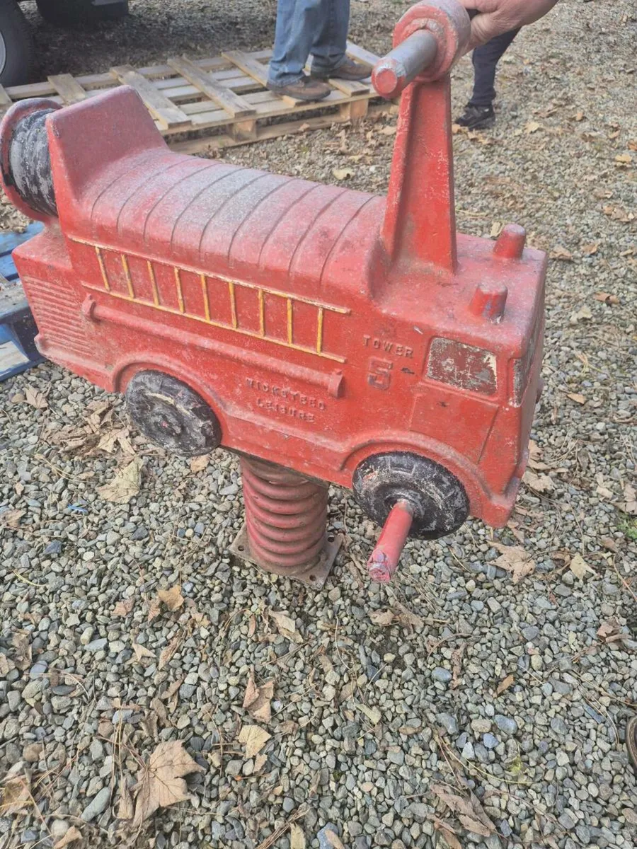 Old play  ground amusement - Image 2