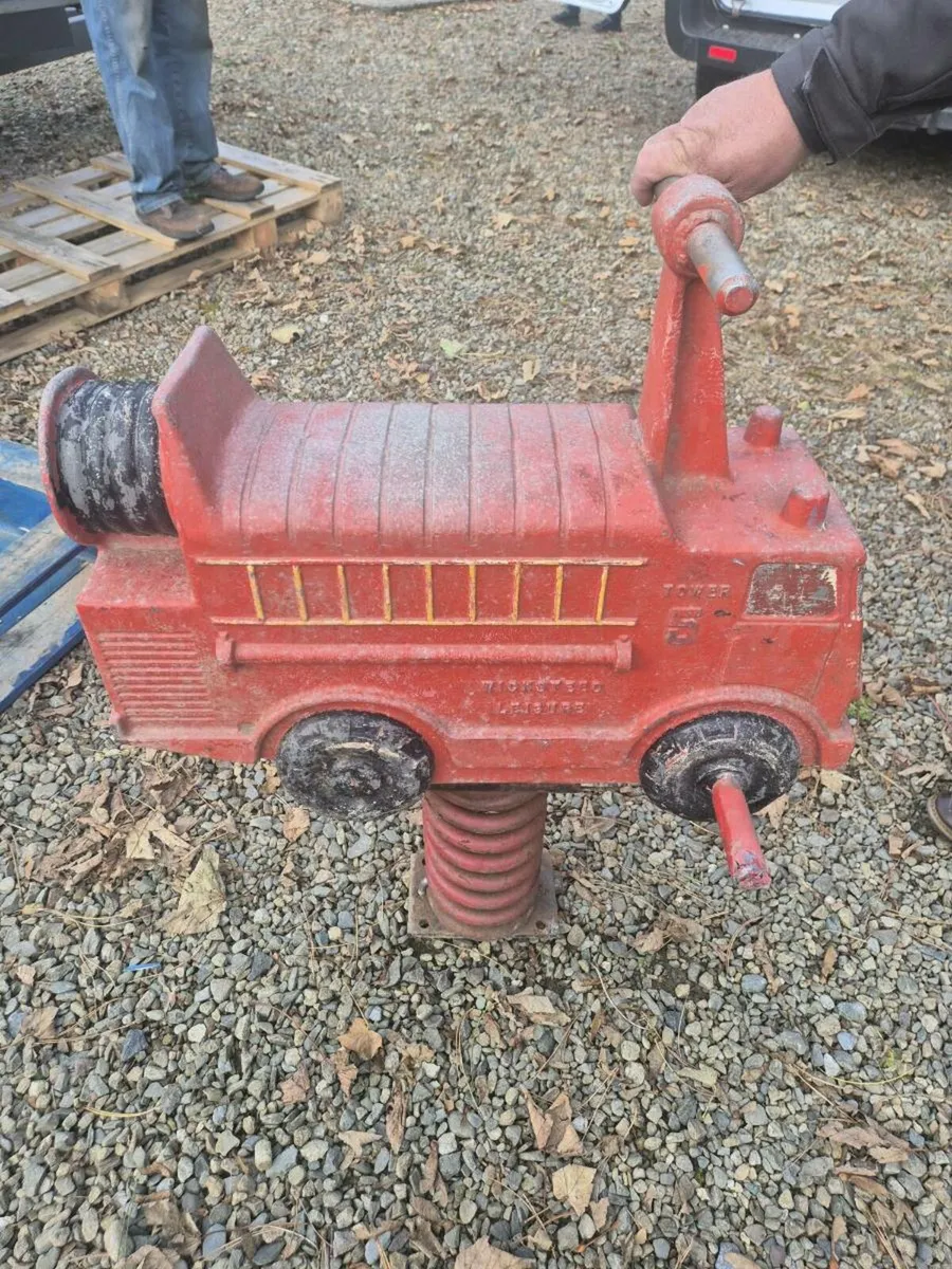 Old play  ground amusement - Image 4