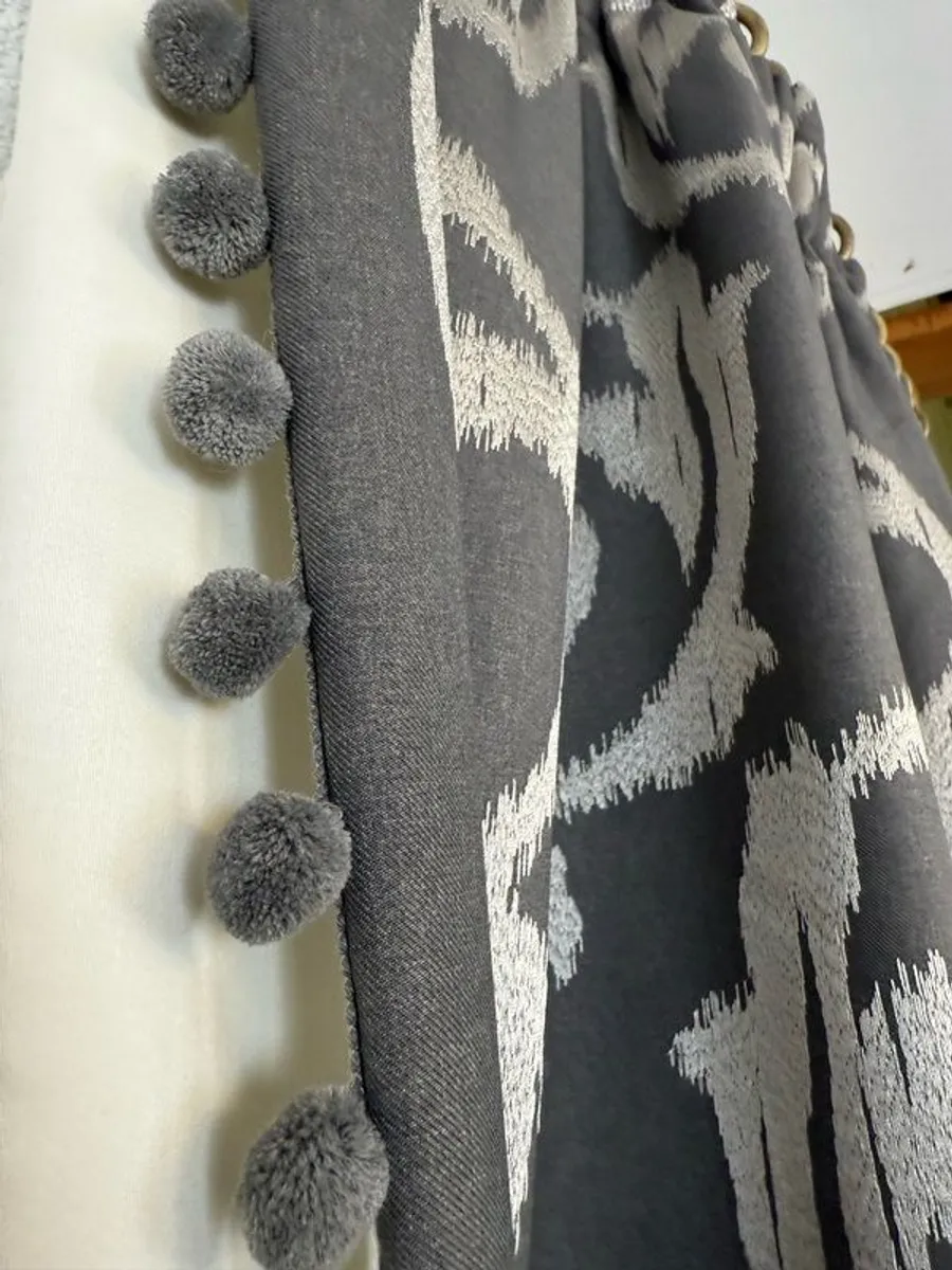 Beautiful Brand New Silk and Wool Interlined Curtains 106" x 100" - Image 3