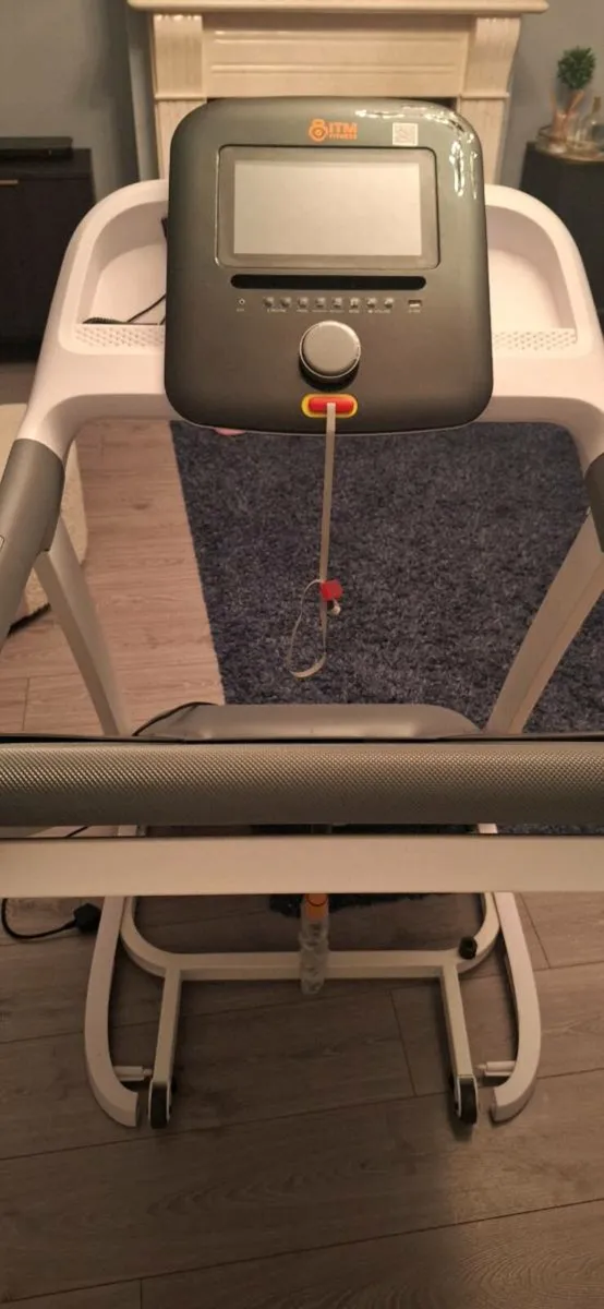 Treadmill - Image 2
