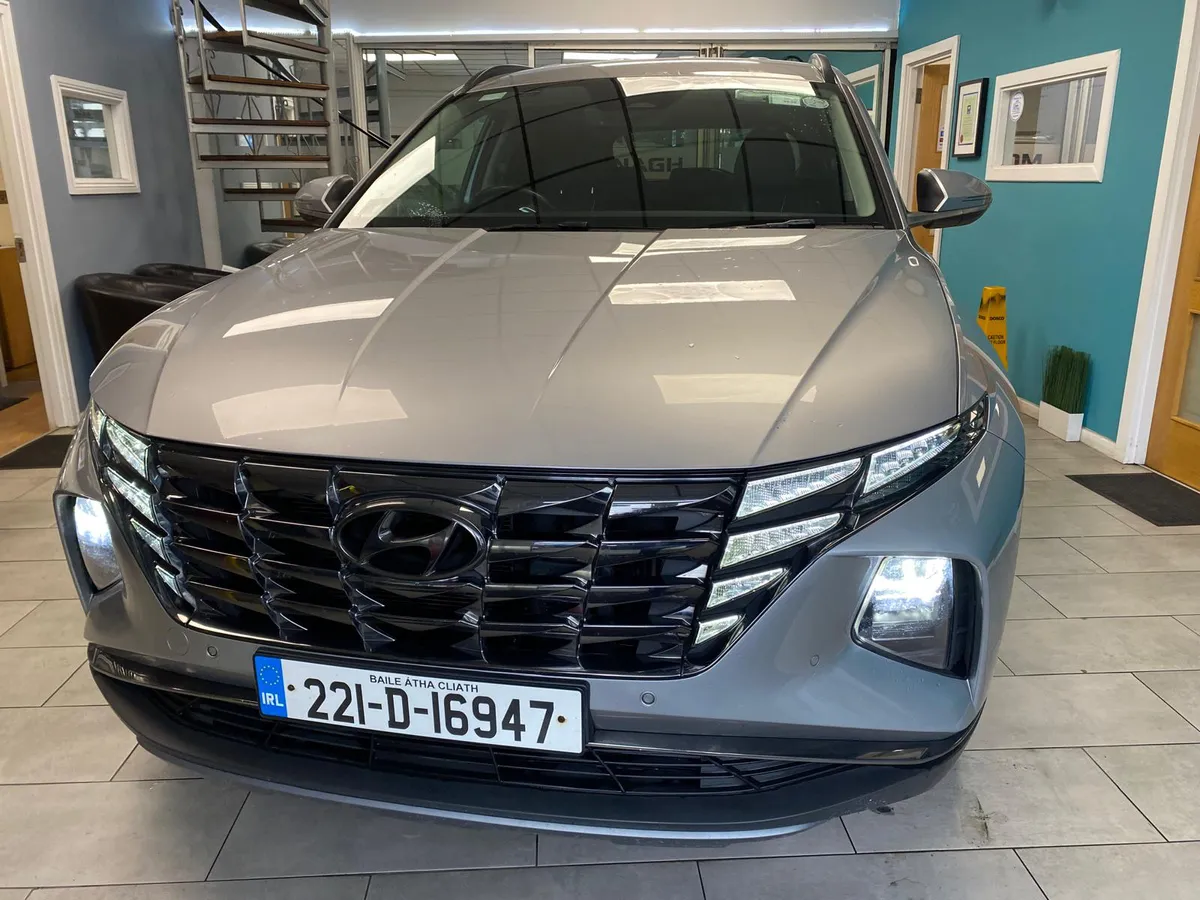 Hyundai Tucson hybrid executive plus . - Image 2