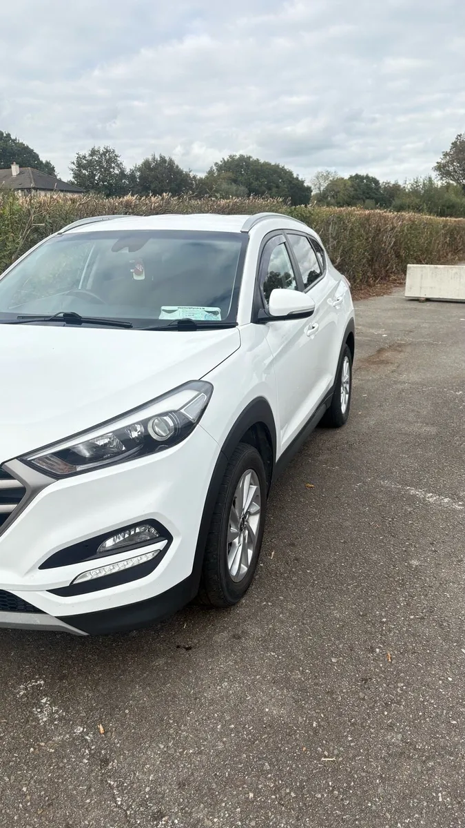 Car - Image 2