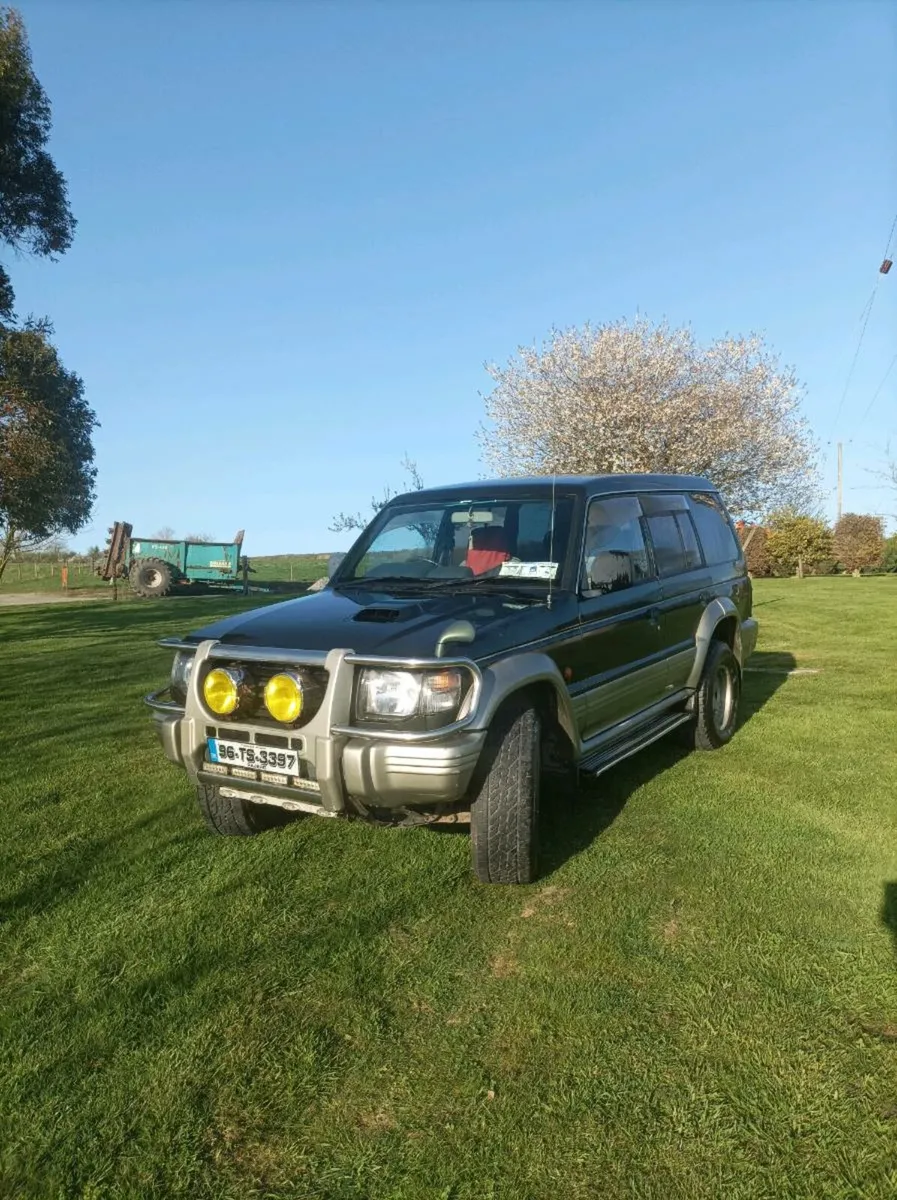 Mitsubishi Pajero - Image 2