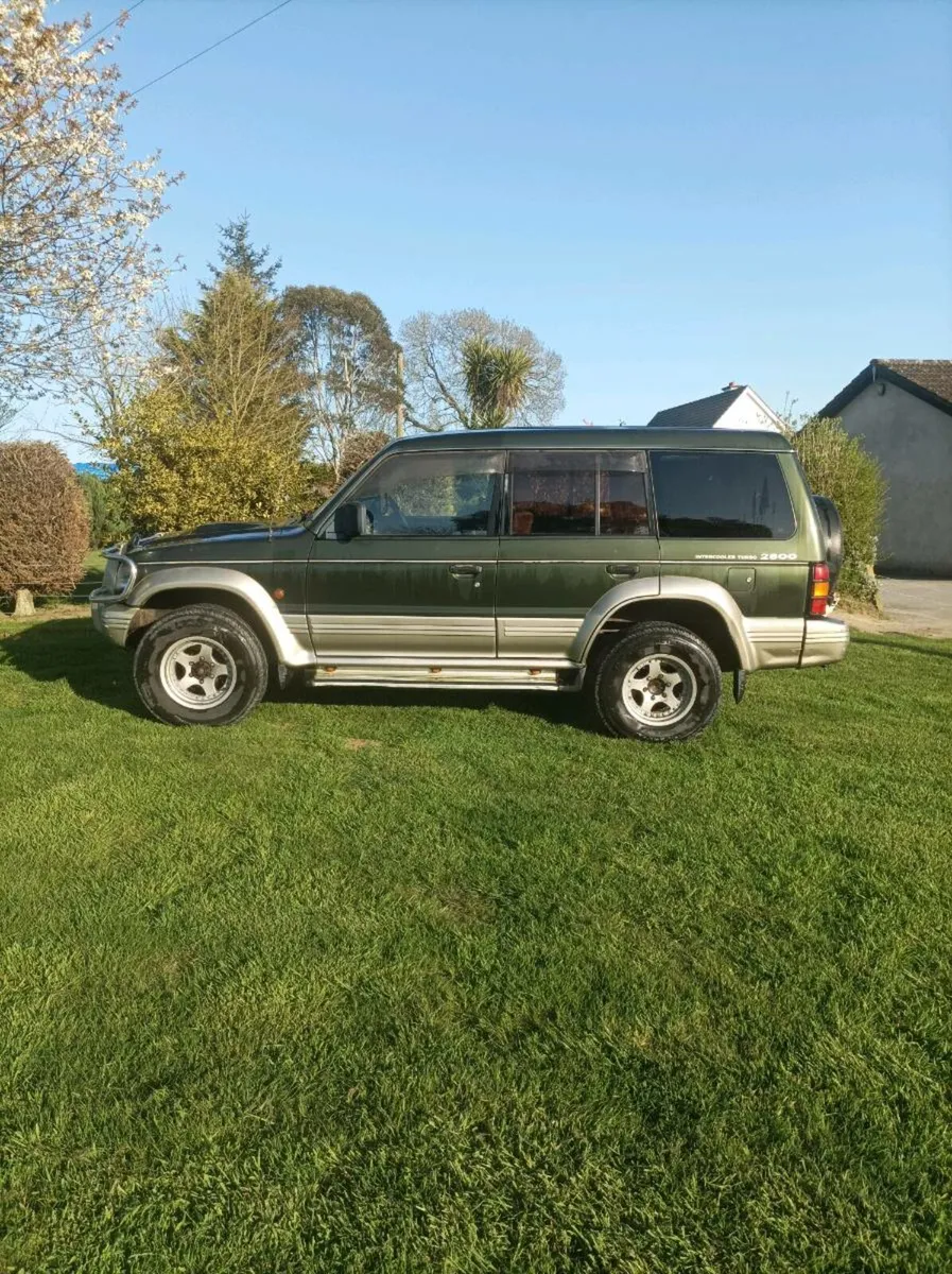 Mitsubishi Pajero - Image 3