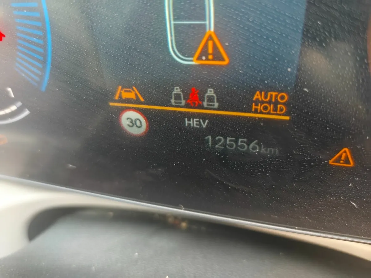 251 Hyundai tucson hybrid plug in - Image 3